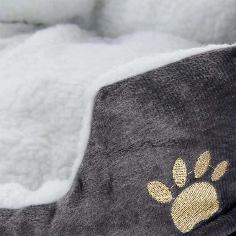 Cozy Pet Bed with Thickened PP Cotton - Ideal for Small Dogs and Cats